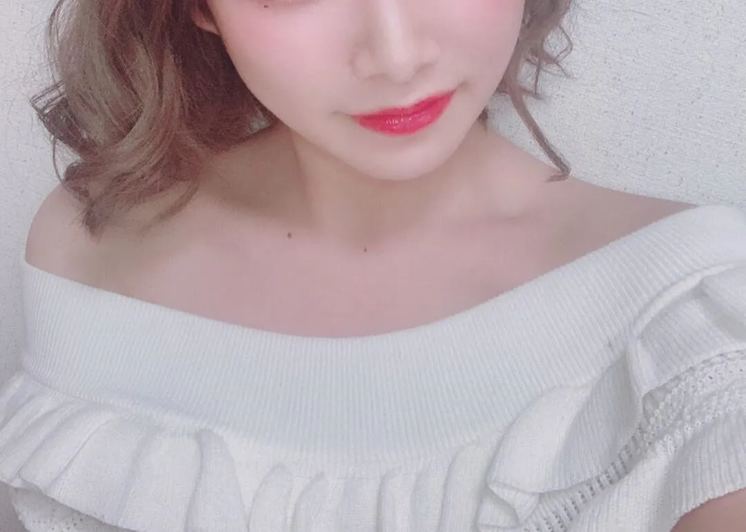 明日佳